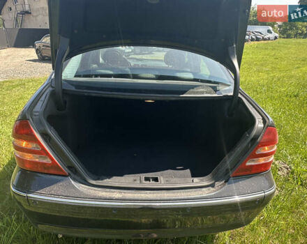 Синій Мерседес Ц-Клас, об'ємом двигуна 1.8 л та пробігом 260 тис. км за 5500 $, фото 26 на Automoto.ua