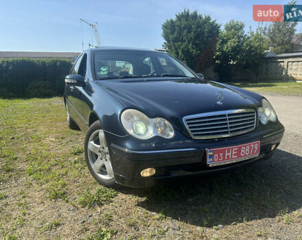 Синій Мерседес Ц-Клас, об'ємом двигуна 1.8 л та пробігом 260 тис. км за 5500 $, фото 19 на Automoto.ua