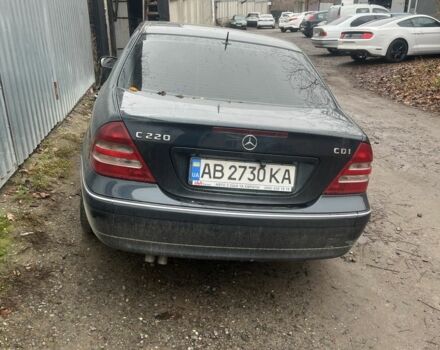 Синий Мерседес Ц-Класс, объемом двигателя 2.1 л и пробегом 3 тыс. км за 6000 $, фото 1 на Automoto.ua