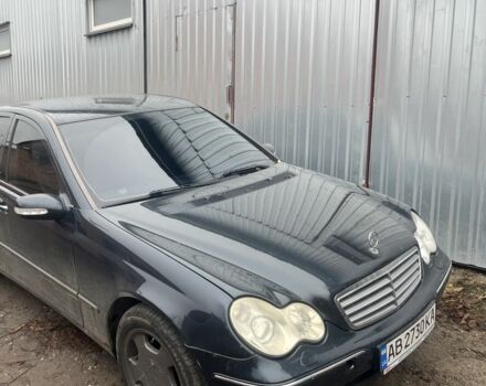 Синий Мерседес Ц-Класс, объемом двигателя 2.1 л и пробегом 3 тыс. км за 6000 $, фото 3 на Automoto.ua