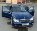 Синий Мерседес Ц-Класс, объемом двигателя 2.1 л и пробегом 225 тыс. км за 6800 $, фото 8 на Automoto.ua