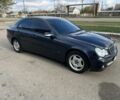 Синій Мерседес Ц-Клас, об'ємом двигуна 2.1 л та пробігом 400 тис. км за 4400 $, фото 1 на Automoto.ua