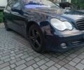 Синій Мерседес Ц-Клас, об'ємом двигуна 0 л та пробігом 330 тис. км за 5900 $, фото 1 на Automoto.ua