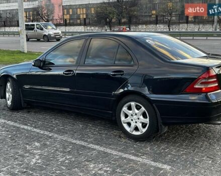 Синій Мерседес Ц-Клас, об'ємом двигуна 1.8 л та пробігом 348 тис. км за 7500 $, фото 15 на Automoto.ua