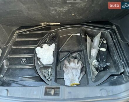 Синій Мерседес Ц-Клас, об'ємом двигуна 1.8 л та пробігом 348 тис. км за 7500 $, фото 36 на Automoto.ua