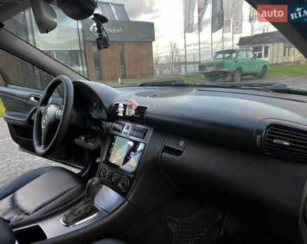 Синій Мерседес Ц-Клас, об'ємом двигуна 1.8 л та пробігом 348 тис. км за 7500 $, фото 28 на Automoto.ua