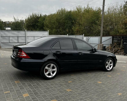 Синий Мерседес Ц-Класс, объемом двигателя 1.8 л и пробегом 233 тыс. км за 6500 $, фото 9 на Automoto.ua