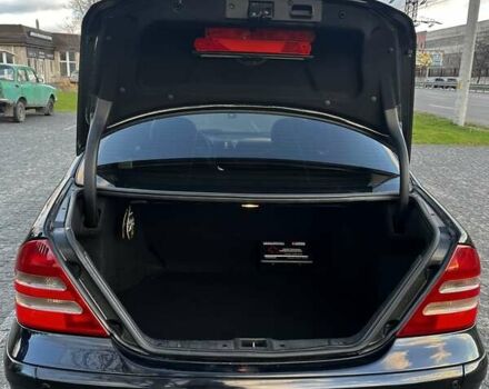 Синій Мерседес Ц-Клас, об'ємом двигуна 1.8 л та пробігом 348 тис. км за 7500 $, фото 33 на Automoto.ua