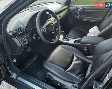 Синій Мерседес Ц-Клас, об'ємом двигуна 1.8 л та пробігом 348 тис. км за 7500 $, фото 22 на Automoto.ua