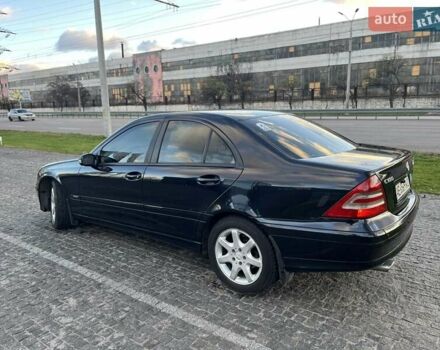 Синій Мерседес Ц-Клас, об'ємом двигуна 1.8 л та пробігом 348 тис. км за 7500 $, фото 14 на Automoto.ua