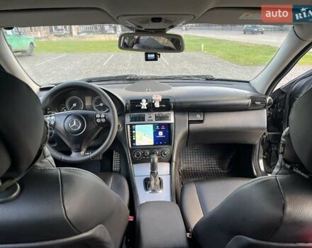 Синій Мерседес Ц-Клас, об'ємом двигуна 1.8 л та пробігом 348 тис. км за 7500 $, фото 30 на Automoto.ua