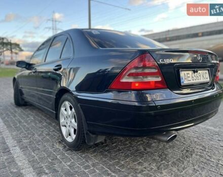 Синій Мерседес Ц-Клас, об'ємом двигуна 1.8 л та пробігом 348 тис. км за 7500 $, фото 13 на Automoto.ua