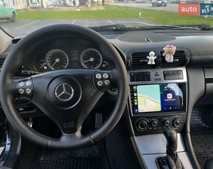 Синій Мерседес Ц-Клас, об'ємом двигуна 1.8 л та пробігом 348 тис. км за 7500 $, фото 31 на Automoto.ua