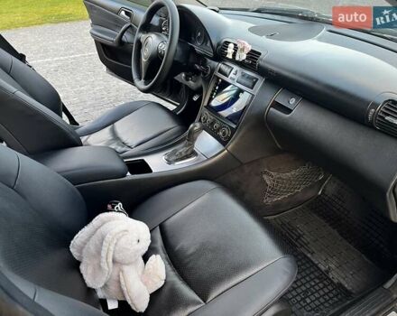 Синій Мерседес Ц-Клас, об'ємом двигуна 1.8 л та пробігом 348 тис. км за 7500 $, фото 26 на Automoto.ua