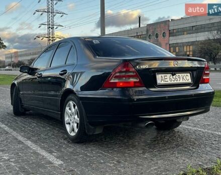Синій Мерседес Ц-Клас, об'ємом двигуна 1.8 л та пробігом 348 тис. км за 7500 $, фото 16 на Automoto.ua