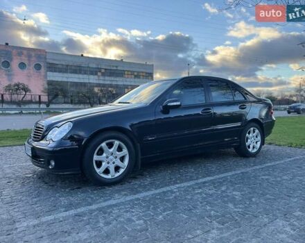Синій Мерседес Ц-Клас, об'ємом двигуна 1.8 л та пробігом 348 тис. км за 7500 $, фото 3 на Automoto.ua