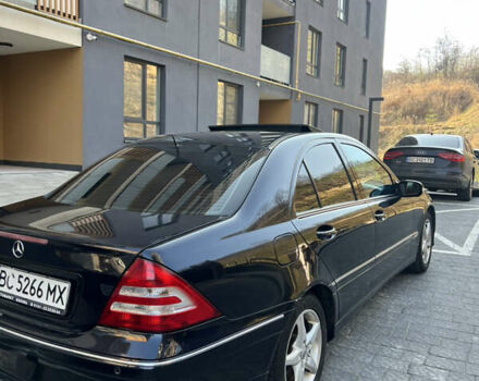 Синій Мерседес Ц-Клас, об'ємом двигуна 2.15 л та пробігом 340 тис. км за 5300 $, фото 4 на Automoto.ua
