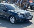 Синий Мерседес Ц-Класс, объемом двигателя 2.15 л и пробегом 290 тыс. км за 6600 $, фото 7 на Automoto.ua