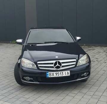 Синий Мерседес Ц-Класс, объемом двигателя 3 л и пробегом 281 тыс. км за 9500 $, фото 5 на Automoto.ua