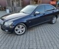 Синий Мерседес Ц-Класс, объемом двигателя 3 л и пробегом 299 тыс. км за 10500 $, фото 53 на Automoto.ua