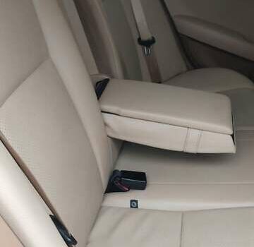 Синий Мерседес Ц-Класс, объемом двигателя 3 л и пробегом 281 тыс. км за 9500 $, фото 19 на Automoto.ua