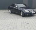 Синій Мерседес Ц-Клас, об'ємом двигуна 3 л та пробігом 300 тис. км за 8500 $, фото 1 на Automoto.ua