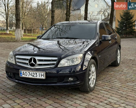 Синій Мерседес Ц-Клас, об'ємом двигуна 2.2 л та пробігом 315 тис. км за 9300 $, фото 7 на Automoto.ua