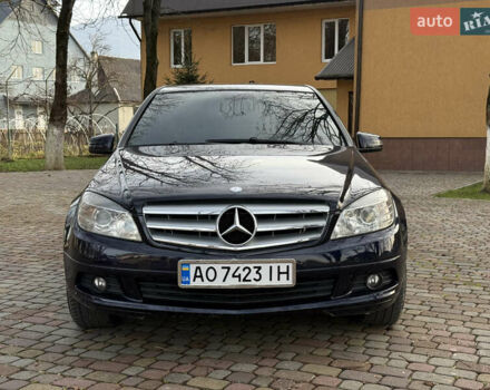 Синій Мерседес Ц-Клас, об'ємом двигуна 2.2 л та пробігом 315 тис. км за 9300 $, фото 5 на Automoto.ua