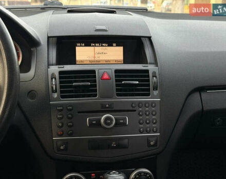 Синій Мерседес Ц-Клас, об'ємом двигуна 2.2 л та пробігом 315 тис. км за 9300 $, фото 27 на Automoto.ua