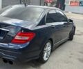 Синий Мерседес Ц-Класс, объемом двигателя 3 л и пробегом 306 тыс. км за 13000 $, фото 5 на Automoto.ua
