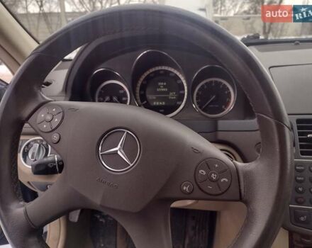 Синій Мерседес Ц-Клас, об'ємом двигуна 3 л та пробігом 194 тис. км за 12000 $, фото 21 на Automoto.ua