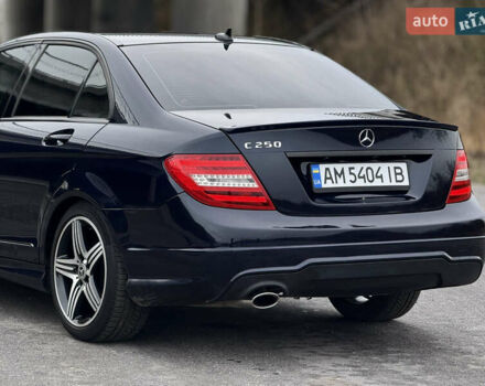 Синий Мерседес Ц-Класс, объемом двигателя 1.8 л и пробегом 220 тыс. км за 9950 $, фото 10 на Automoto.ua