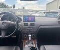 Синий Мерседес Ц-Класс, объемом двигателя 3 л и пробегом 117 тыс. км за 7000 $, фото 9 на Automoto.ua