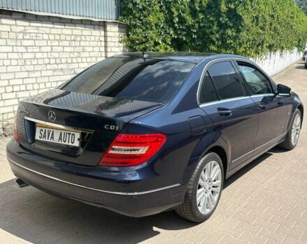 Синий Мерседес Ц-Класс, объемом двигателя 2.2 л и пробегом 200 тыс. км за 5450 $, фото 3 на Automoto.ua