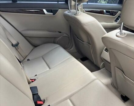 Синій Мерседес Ц-Клас, об'ємом двигуна 1.8 л та пробігом 117 тис. км за 13300 $, фото 7 на Automoto.ua