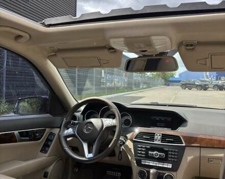 Синій Мерседес Ц-Клас, об'ємом двигуна 1.8 л та пробігом 117 тис. км за 13300 $, фото 4 на Automoto.ua