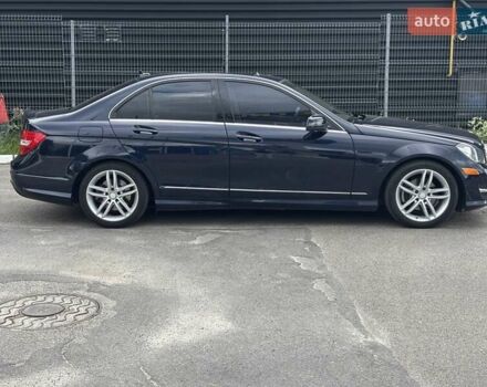 Синій Мерседес Ц-Клас, об'ємом двигуна 1.8 л та пробігом 117 тис. км за 13300 $, фото 1 на Automoto.ua
