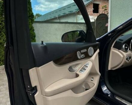 Синий Мерседес Ц-Класс, объемом двигателя 1.99 л и пробегом 130 тыс. км за 17999 $, фото 3 на Automoto.ua