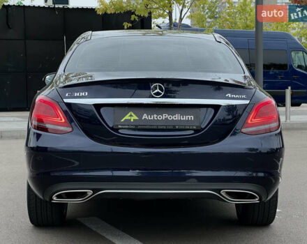 Синій Мерседес Ц-Клас, об'ємом двигуна 1.99 л та пробігом 132 тис. км за 18800 $, фото 5 на Automoto.ua