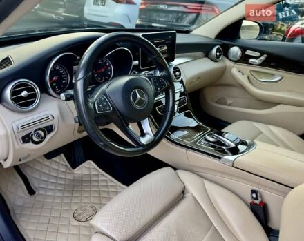 Синій Мерседес Ц-Клас, об'ємом двигуна 2 л та пробігом 150 тис. км за 18900 $, фото 4 на Automoto.ua