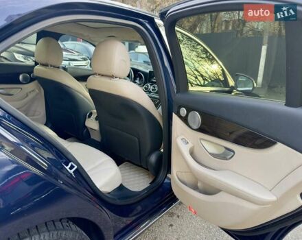 Синій Мерседес Ц-Клас, об'ємом двигуна 2 л та пробігом 150 тис. км за 18900 $, фото 19 на Automoto.ua