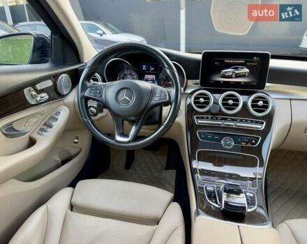 Синій Мерседес Ц-Клас, об'ємом двигуна 2 л та пробігом 150 тис. км за 18900 $, фото 25 на Automoto.ua