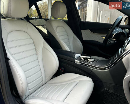 Синий Мерседес Ц-Класс, объемом двигателя 3 л и пробегом 54 тыс. км за 33799 $, фото 13 на Automoto.ua