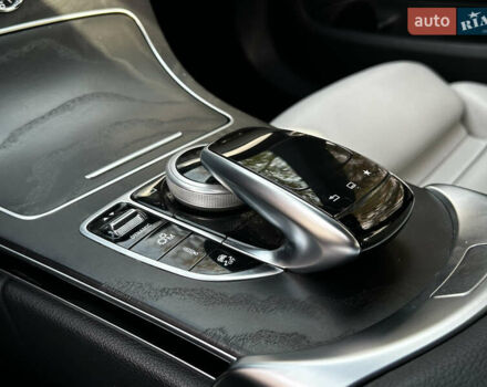 Синий Мерседес Ц-Класс, объемом двигателя 3 л и пробегом 54 тыс. км за 33799 $, фото 11 на Automoto.ua