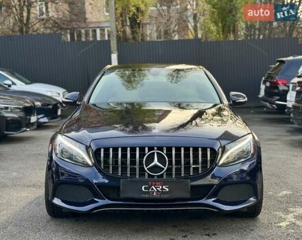 Синій Мерседес Ц-Клас, об'ємом двигуна 2 л та пробігом 150 тис. км за 18900 $, фото 1 на Automoto.ua