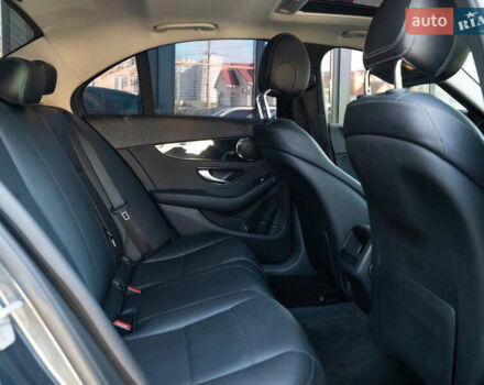 Синий Мерседес Ц-Класс, объемом двигателя 1.6 л и пробегом 55 тыс. км за 19950 $, фото 45 на Automoto.ua