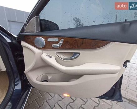 Синий Мерседес Ц-Класс, объемом двигателя 1.99 л и пробегом 175 тыс. км за 16999 $, фото 16 на Automoto.ua