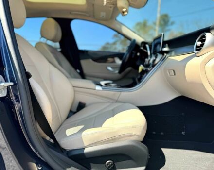 Синій Мерседес Ц-Клас, об'ємом двигуна 2 л та пробігом 72 тис. км за 14000 $, фото 6 на Automoto.ua