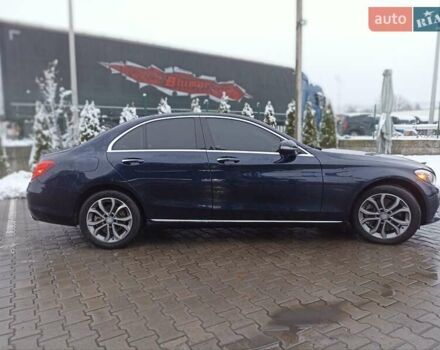 Синий Мерседес Ц-Класс, объемом двигателя 1.99 л и пробегом 175 тыс. км за 16999 $, фото 3 на Automoto.ua