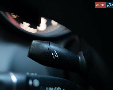 Синий Мерседес Ц-Класс, объемом двигателя 1.6 л и пробегом 55 тыс. км за 19950 $, фото 26 на Automoto.ua